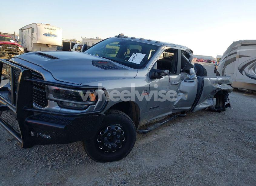 Photo 15 of 2024 Ram 3500 LARAMIE 4X4 8' BOX (VIN 3C63RRJL2RG273988)