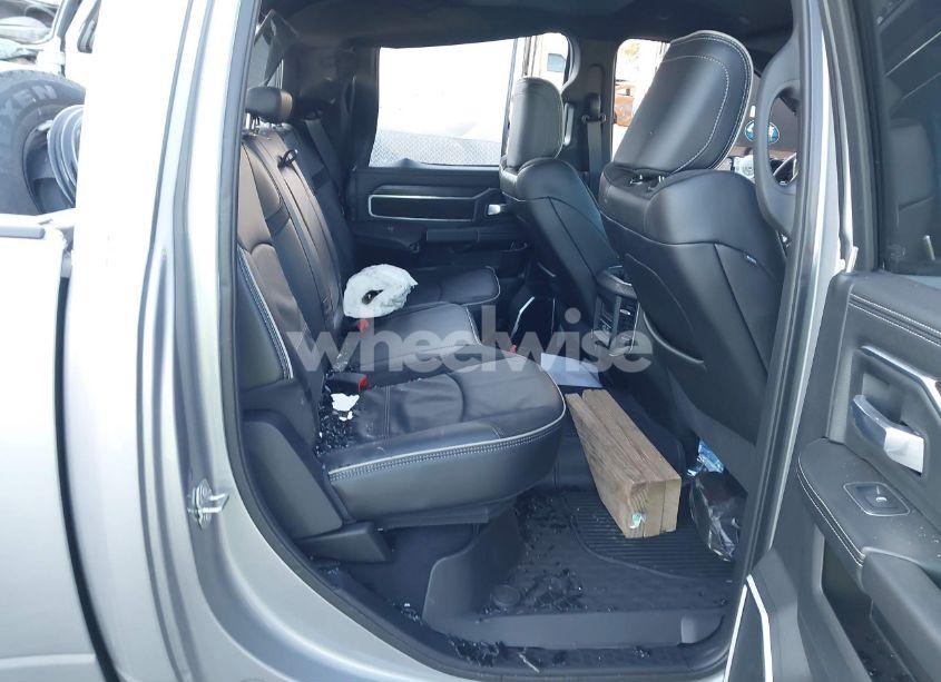 Photo 6 of 2024 Ram 3500 LARAMIE 4X4 8' BOX (VIN 3C63RRJL2RG273988)