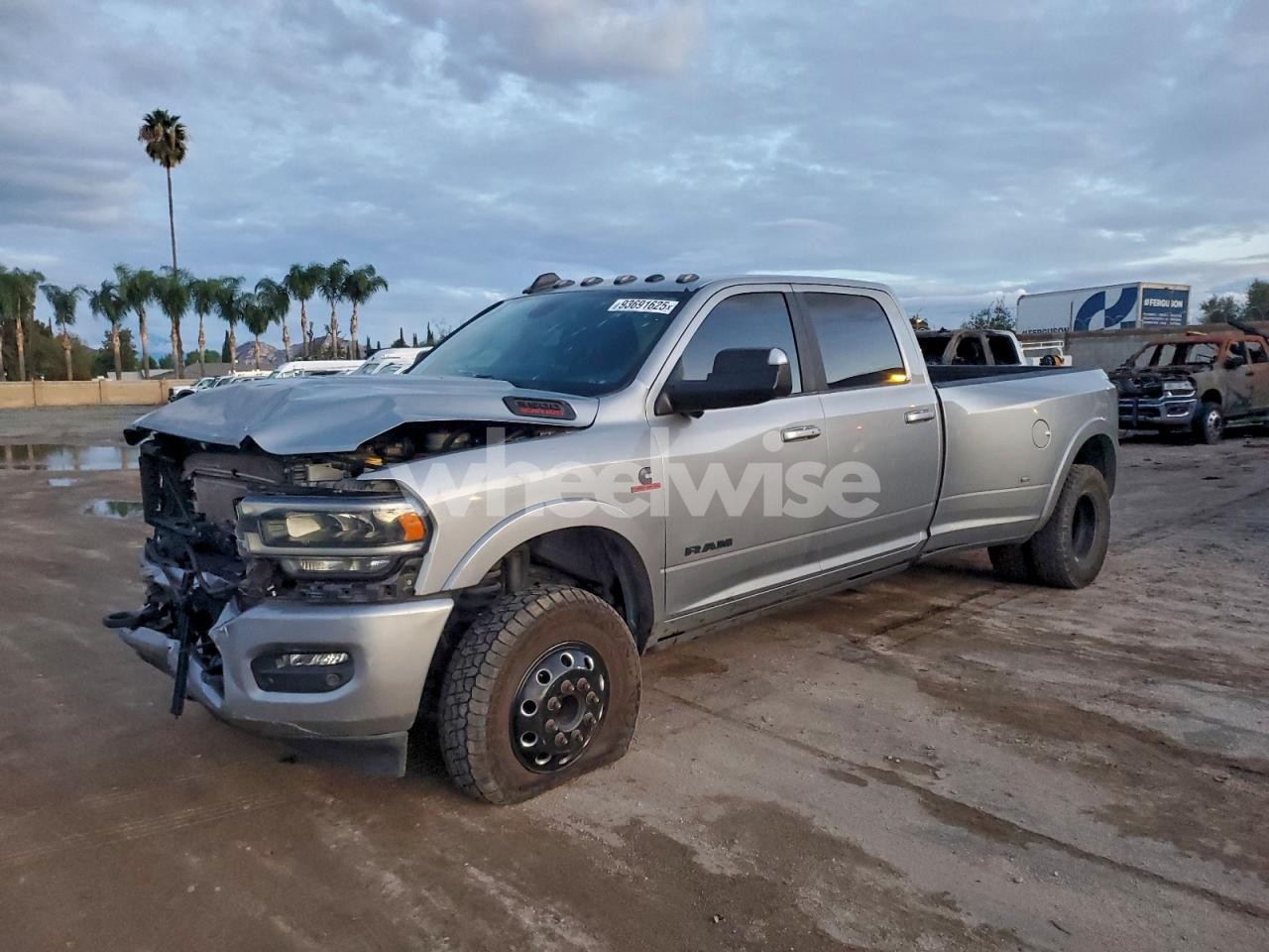2021 RAM 3500 LARAMIE (VIN 3C63RRJL3MG549636) main photo