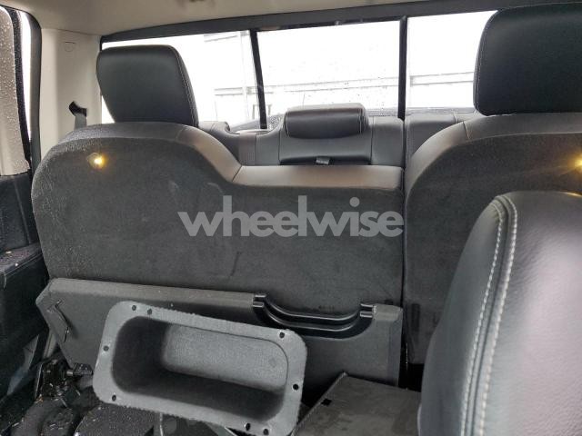 Photo 2 of 2018 RAM 3500 LARAMIE N/A (VIN 3C63RRJL4JG214591)