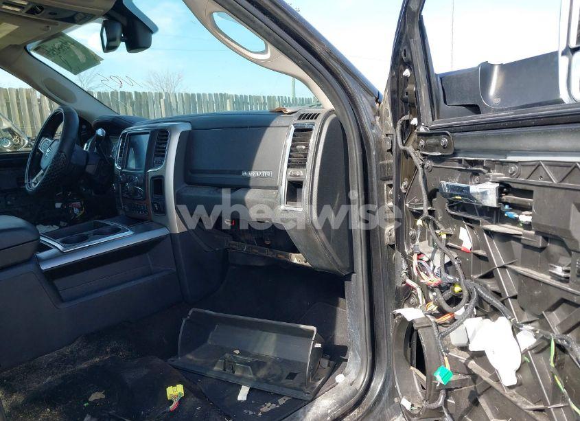 Photo 14 of 2016 Ram 3500 LARAMIE (VIN 3C63RRJL6GG242868)