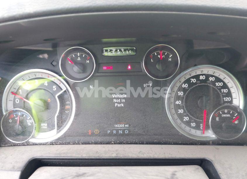 Photo 7 of 2018 Ram 3500 LARAMIE 4X4 8' BOX (VIN 3C63RRJL6JG354724)