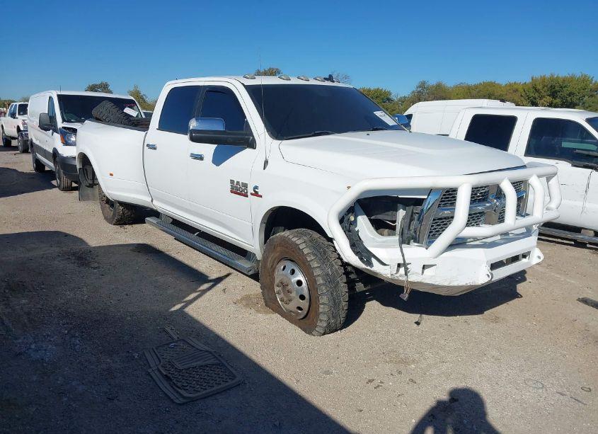 2018 Ram 3500 LARAMIE 4X4 8' BOX (VIN 3C63RRJL7JG305323) main photo