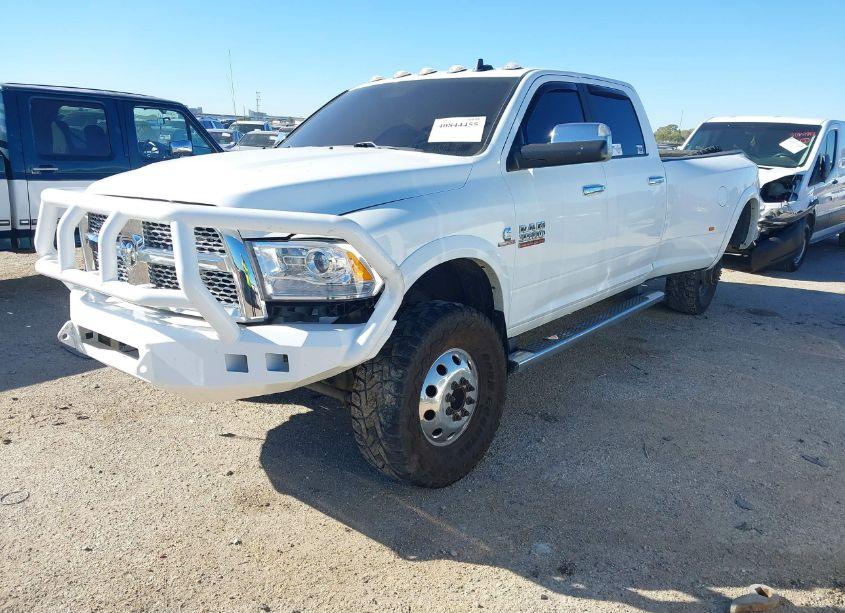 Photo 2 of 2018 Ram 3500 LARAMIE 4X4 8' BOX (VIN 3C63RRJL7JG305323)