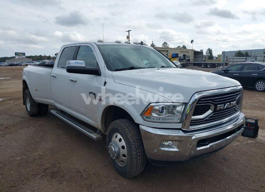 2018 Ram 3500 (VIN 3C63RRKLXJG375817) main photo