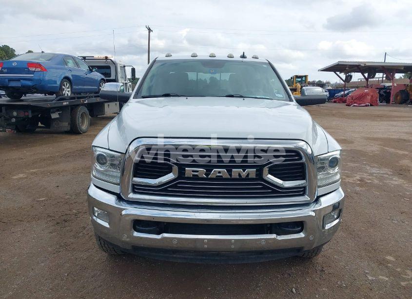 Photo 12 of 2018 Ram 3500 (VIN 3C63RRKLXJG375817)