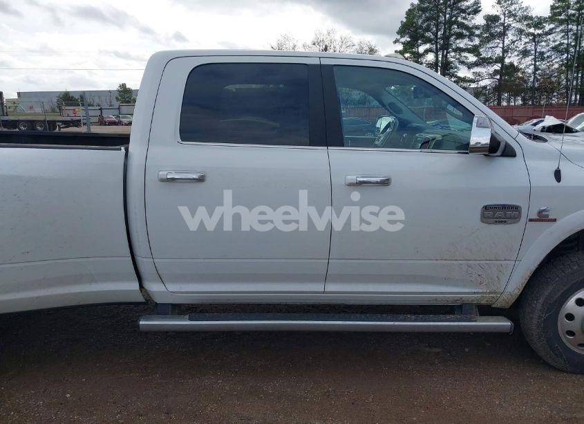 Photo 13 of 2018 Ram 3500 (VIN 3C63RRKLXJG375817)