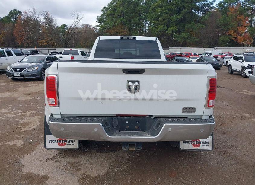 Photo 15 of 2018 Ram 3500 (VIN 3C63RRKLXJG375817)