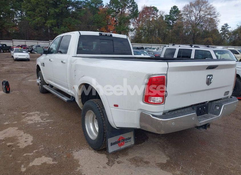 Photo 3 of 2018 Ram 3500 (VIN 3C63RRKLXJG375817)