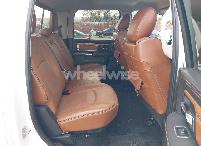 Photo 6 of 2018 Ram 3500 (VIN 3C63RRKLXJG375817)