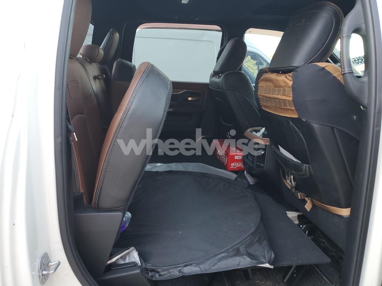 Photo 11 of 2020 RAM 3500 LONGHORN (VIN 3C63RRKLXLG239271)