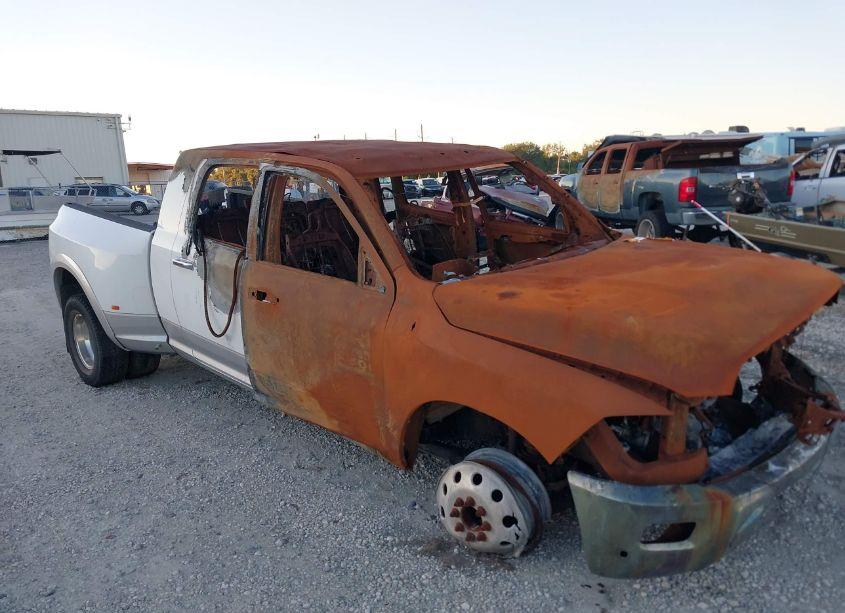 2014 Ram 3500 LARAMIE (VIN 3C63RRML1EG232905) main photo