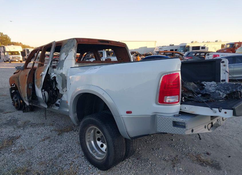 Photo 3 of 2014 Ram 3500 LARAMIE (VIN 3C63RRML1EG232905)