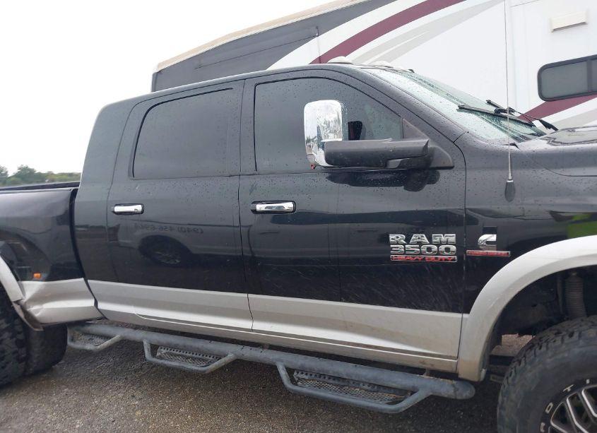 Photo 14 of 2018 Ram 3500 LARAMIE MEGA CAB 4X4 6'4 BOX (VIN 3C63RRML8JG268102)