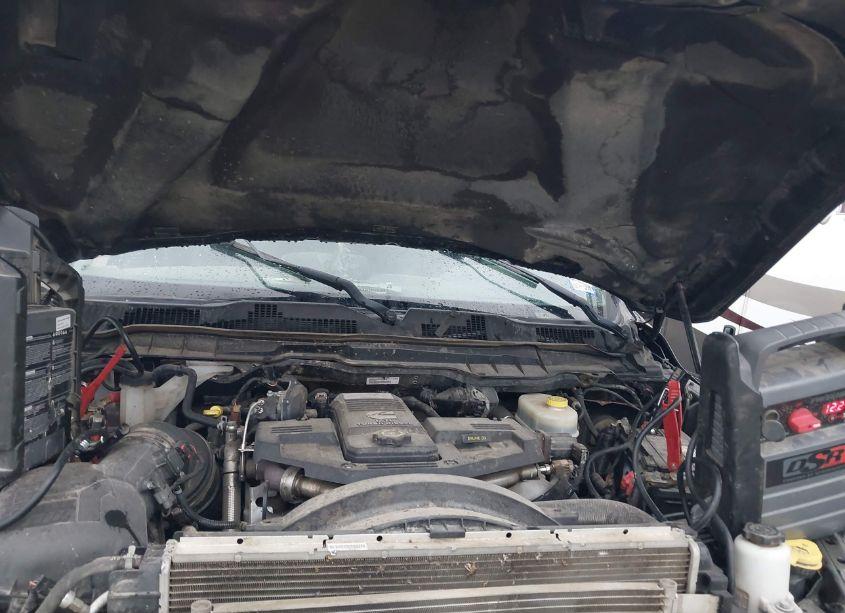 Photo 9 of 2018 Ram 3500 LARAMIE MEGA CAB 4X4 6'4 BOX (VIN 3C63RRML8JG268102)