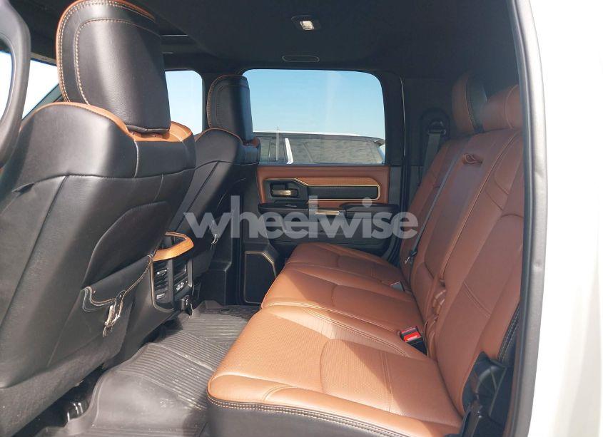 Photo 7 of 2024 Ram 3500 LIMITED LONGHORN 4X4 6'4 BOX (VIN 3C63RRNL1RG248235)