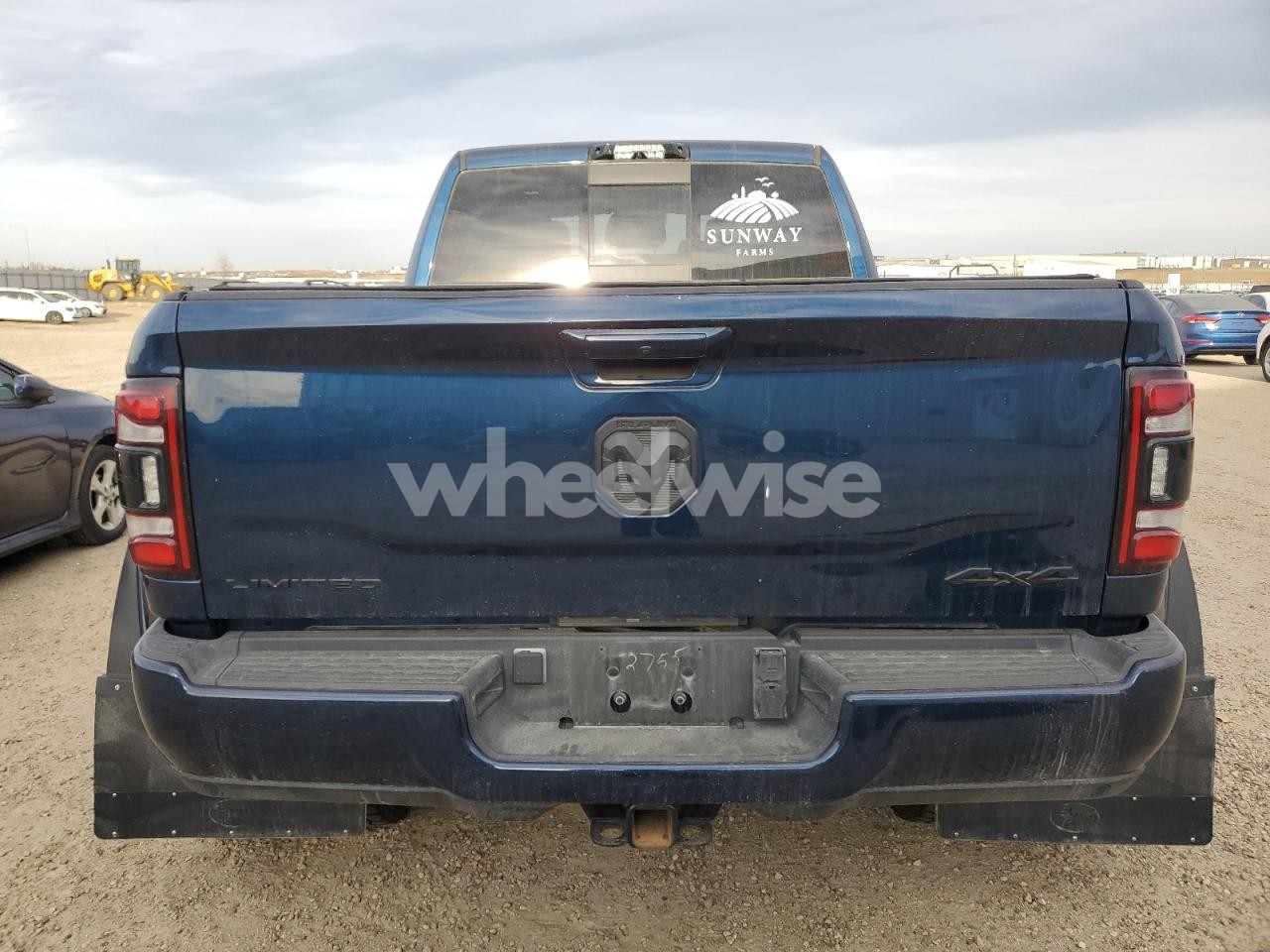 Photo 6 of 2023 RAM 3500 LIMITED (VIN 3C63RRPL0PG596666)