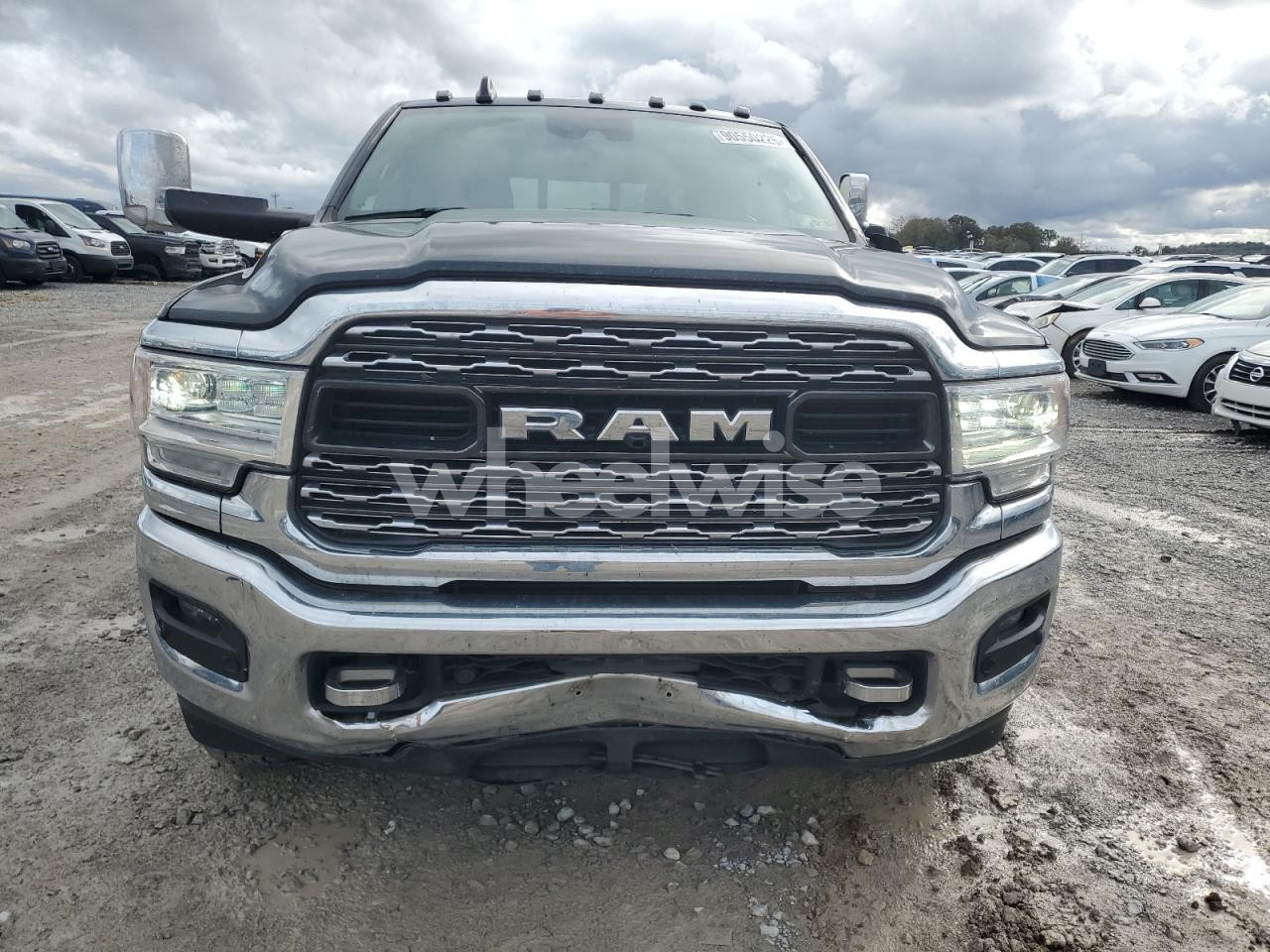 Photo 5 of 2020 RAM 3500 LIMITED (VIN 3C63RRPL5LG255080)