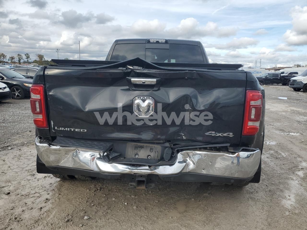 Photo 6 of 2020 RAM 3500 LIMITED (VIN 3C63RRPL5LG255080)
