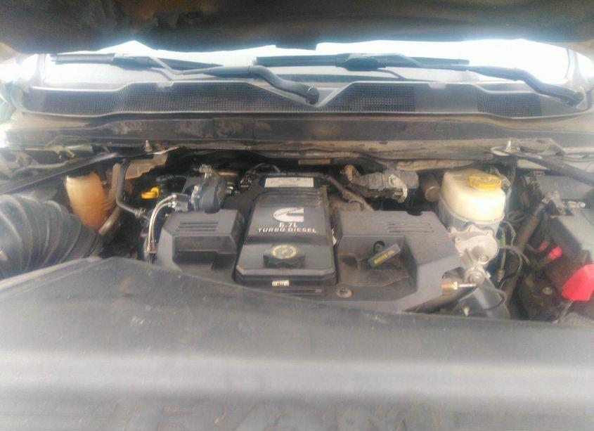 Photo 10 of 2019 Ram 3500 LIMITED 4X4 8' BOX (VIN 3C63RRRL5KG719481)