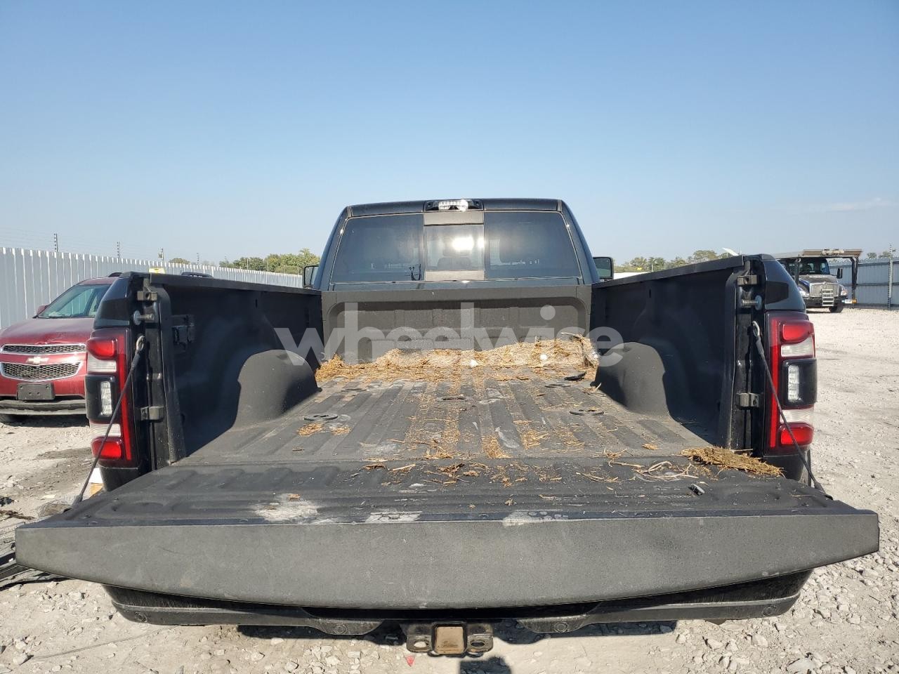 Photo 10 of 2023 RAM 3500 LIMITED (VIN 3C63RRRL8PG515829)