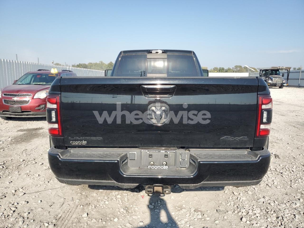 Photo 6 of 2023 RAM 3500 LIMITED (VIN 3C63RRRL8PG515829)