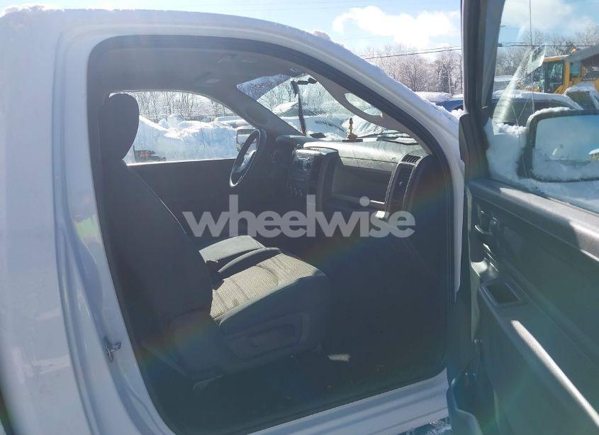 Photo 5 of 2012 Ram 1500 ST (VIN 3C6JD7AT1CG124635)