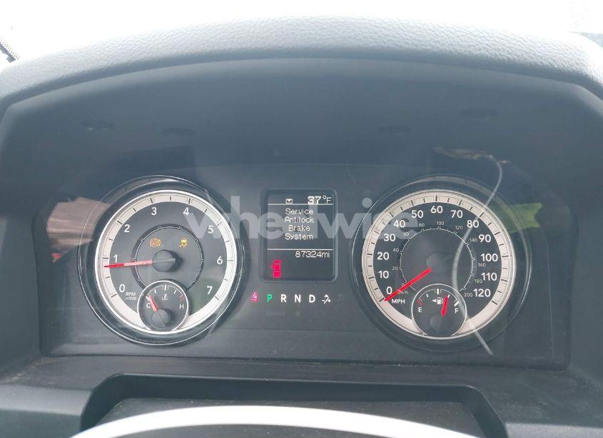 Photo 7 of 2019 Ram 1500 CLASSIC TRADESMAN 4X2 6'4 BOX (VIN 3C6JR6AG1KG501168)