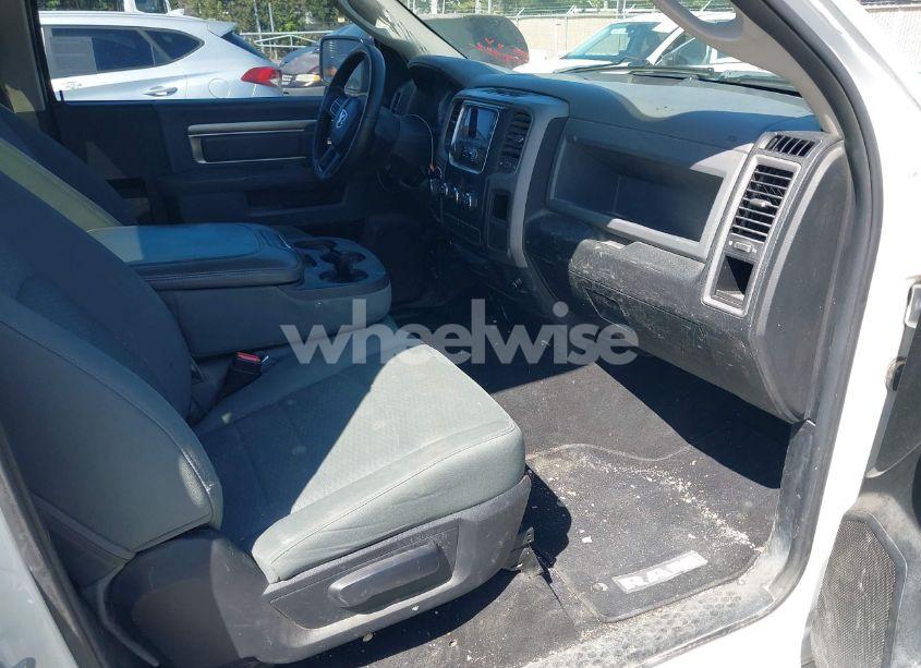 Photo 5 of 2014 Ram 1500 ST (VIN 3C6JR6AG2EG264341)