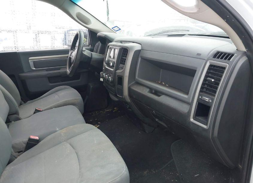 Photo 5 of 2014 Ram 1500 TRADESMAN (VIN 3C6JR6AG5EG111288)