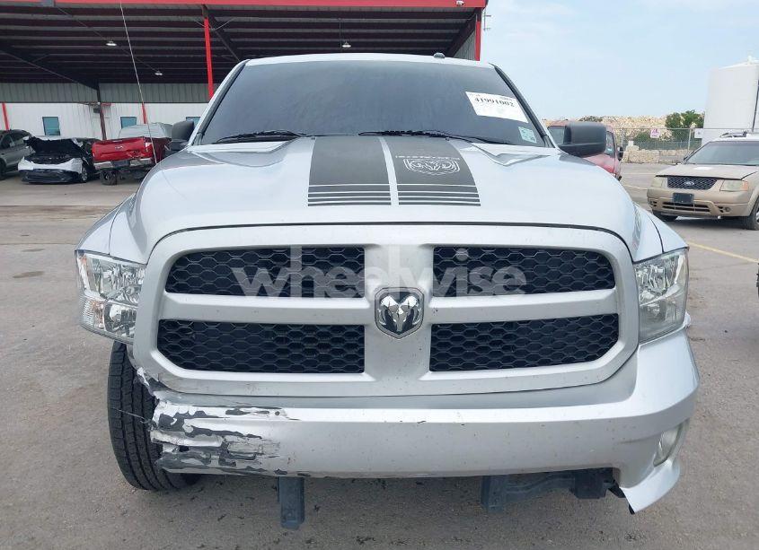 Photo 12 of 2015 Ram 1500 EXPRESS (VIN 3C6JR6AG5FG632903)