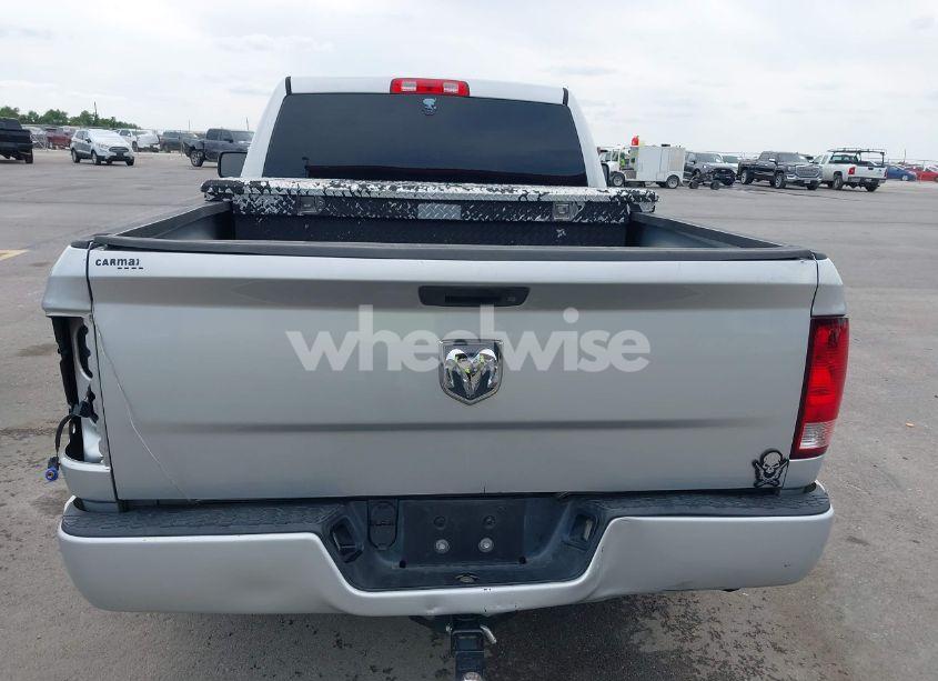 Photo 16 of 2015 Ram 1500 EXPRESS (VIN 3C6JR6AG5FG632903)