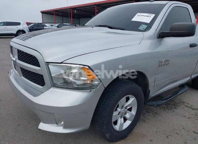 Photo 18 of 2015 Ram 1500 EXPRESS (VIN 3C6JR6AG5FG632903)
