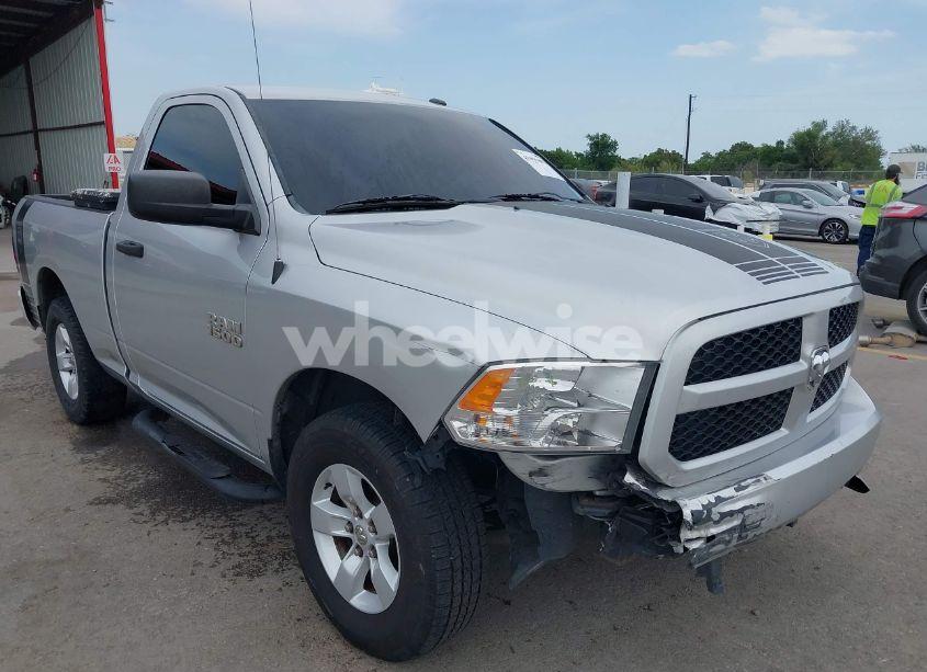 Photo 6 of 2015 Ram 1500 EXPRESS (VIN 3C6JR6AG5FG632903)
