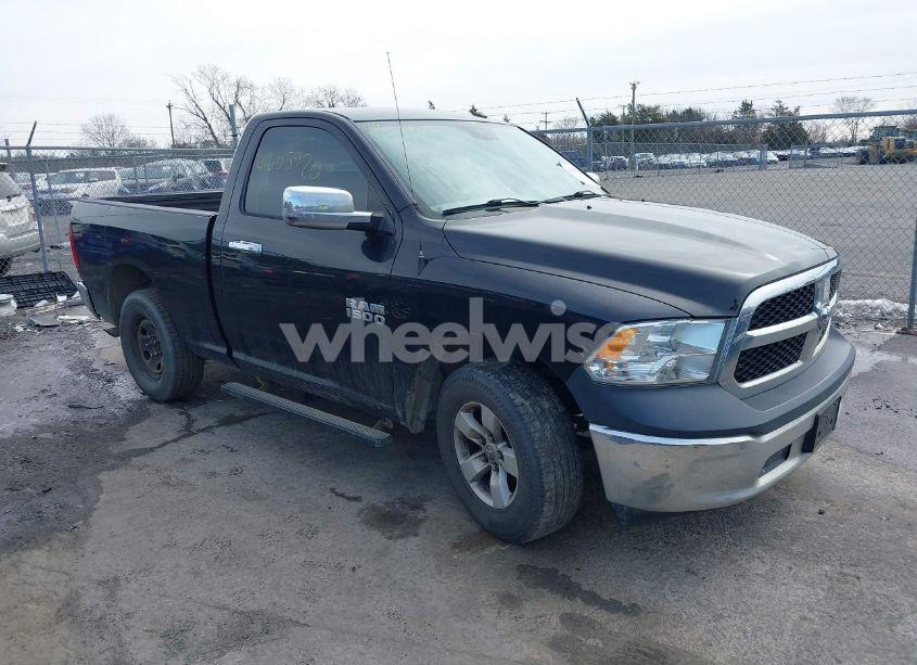 2016 Ram 1500 TRADESMAN (VIN 3C6JR6AG5GG300722) main photo