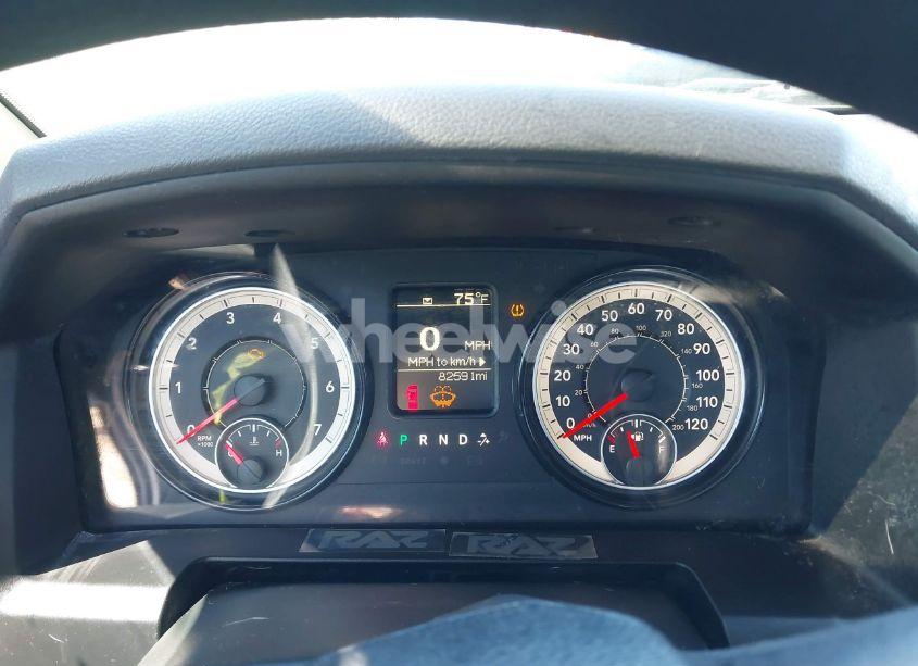 Photo 7 of 2018 Ram 1500 TRADESMAN 4X2 6'4 BOX (VIN 3C6JR6AG5JG238391)