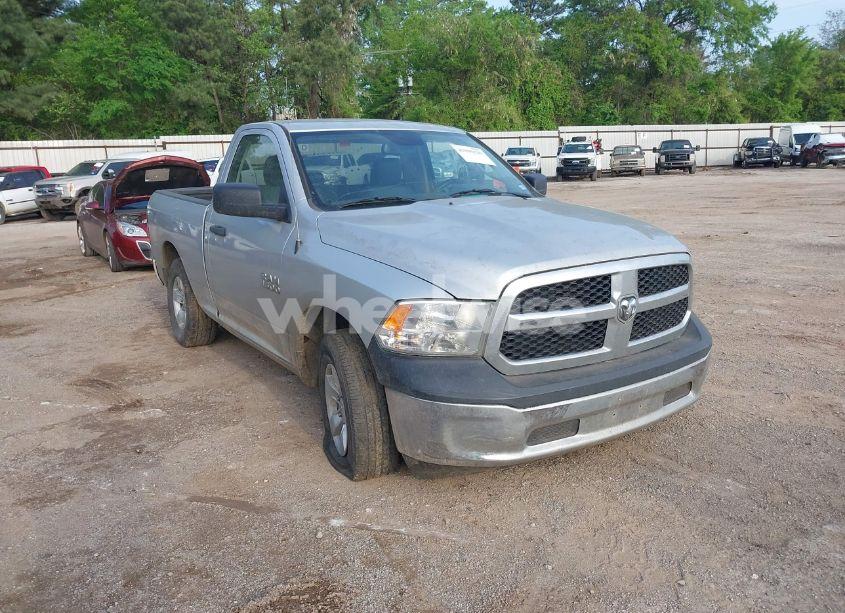 2018 Ram 1500 TRADESMAN 4X2 6'4 BOX (VIN 3C6JR6AG8JG238417) main photo