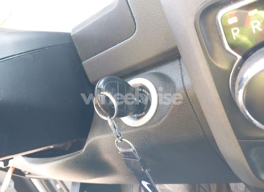 Photo 11 of 2018 Ram 1500 TRADESMAN 4X2 6'4 BOX (VIN 3C6JR6AG8JG238417)