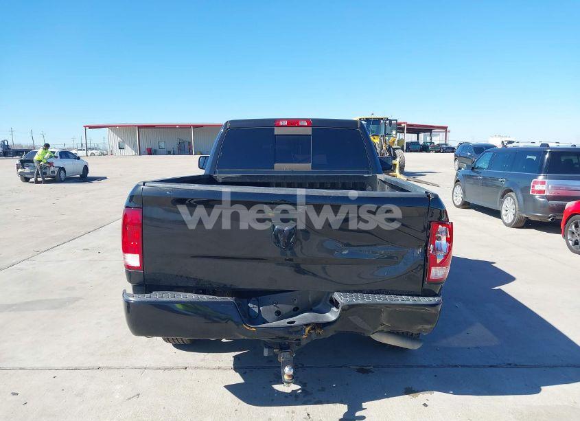 Photo 16 of 2018 Ram 1500 EXPRESS 4X2 6'4 BOX (VIN 3C6JR6AG9JG195383)