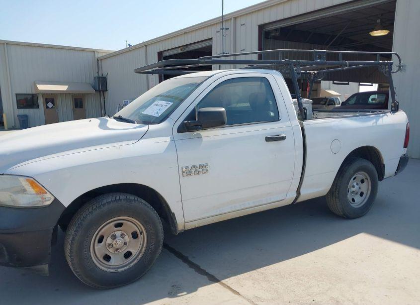 Photo 2 of 2013 Ram 1500 TRADESMAN (VIN 3C6JR6AP5DG572490)