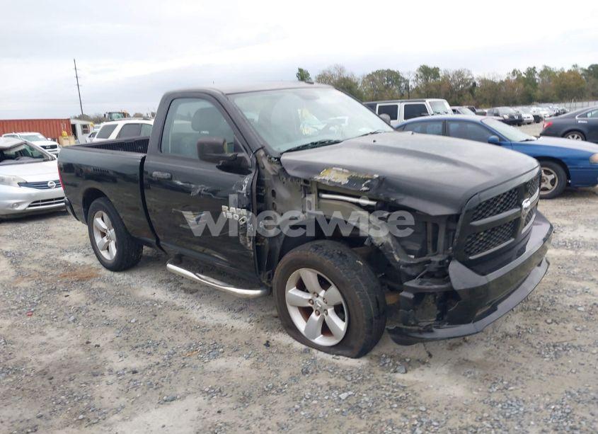 2014 Ram 1500 EXPRESS (VIN 3C6JR6AT1EG141966) main photo