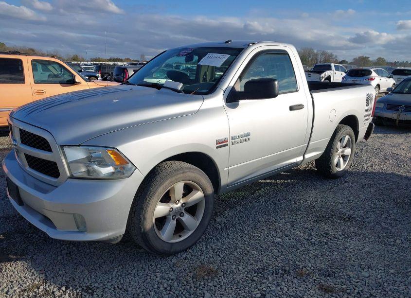 Photo 2 of 2014 Ram 1500 EXPRESS (VIN 3C6JR6AT1EG148819)