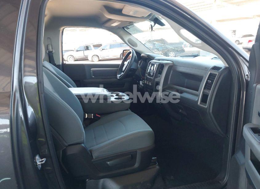 Photo 8 of 2017 Ram 1500 TRADESMAN 4X2 6'4 BOX (VIN 3C6JR6AT1HG542521)