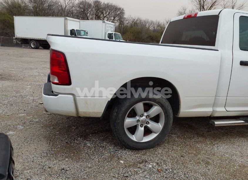 Photo 4 of 2013 Ram 1500 EXPRESS (VIN 3C6JR6AT2DG530856)