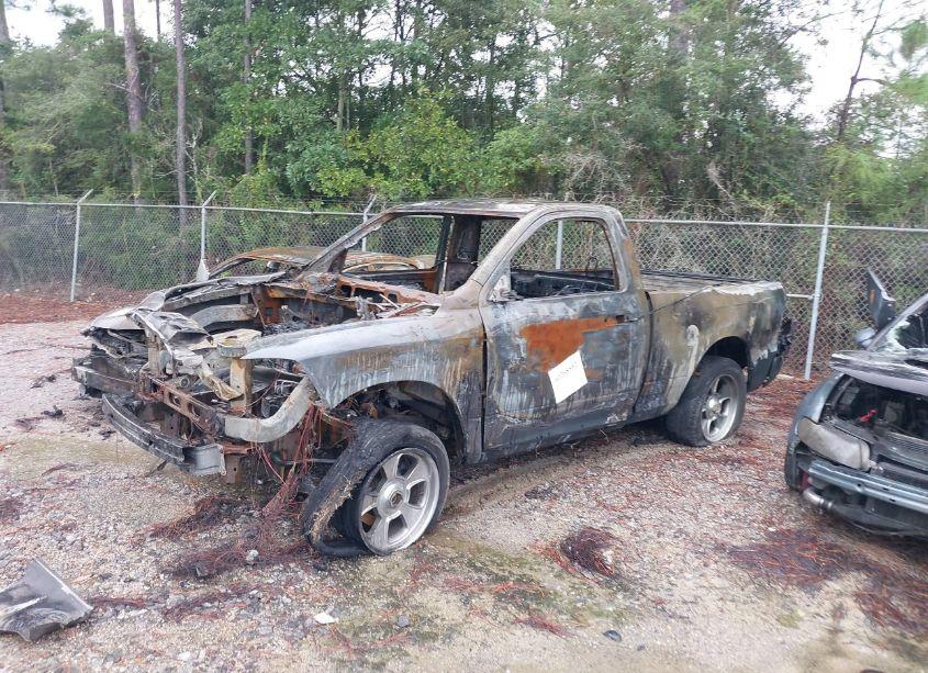 Photo 2 of 2013 Ram 1500 EXPRESS (VIN 3C6JR6AT4DG577144)