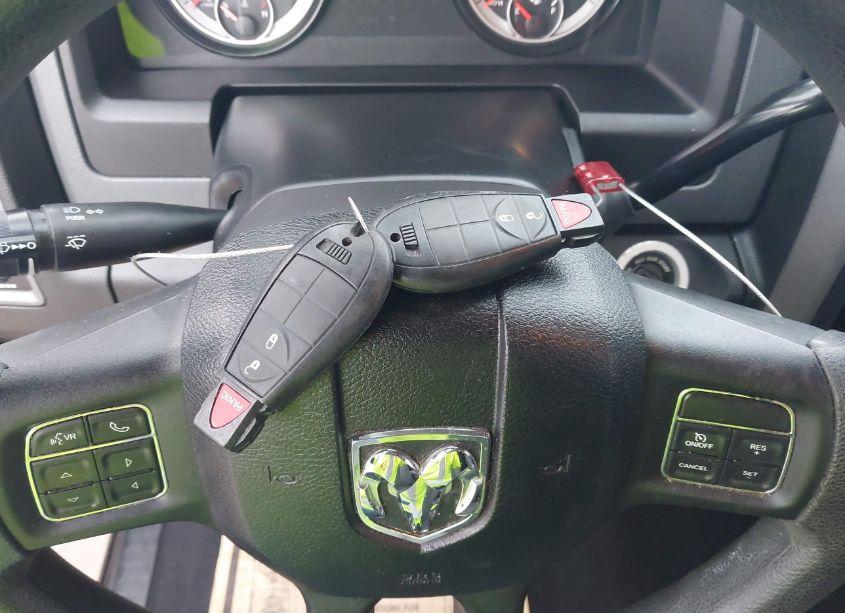 Photo 11 of 2014 Ram 1500 EXPRESS (VIN 3C6JR6AT4EG316582)