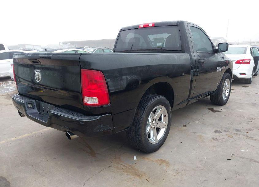 Photo 4 of 2014 Ram 1500 EXPRESS (VIN 3C6JR6AT4EG316582)