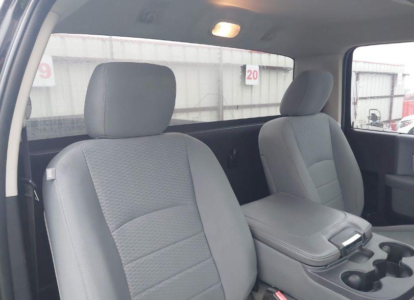 Photo 8 of 2014 Ram 1500 EXPRESS (VIN 3C6JR6AT4EG316582)