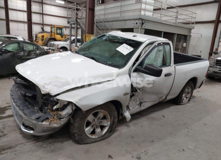 Photo 2 of 2017 Ram 1500 TRADESMAN 4X2 6'4 BOX (VIN 3C6JR6AT4HG541878)