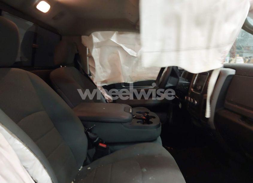 Photo 5 of 2017 Ram 1500 TRADESMAN 4X2 6'4 BOX (VIN 3C6JR6AT4HG541878)